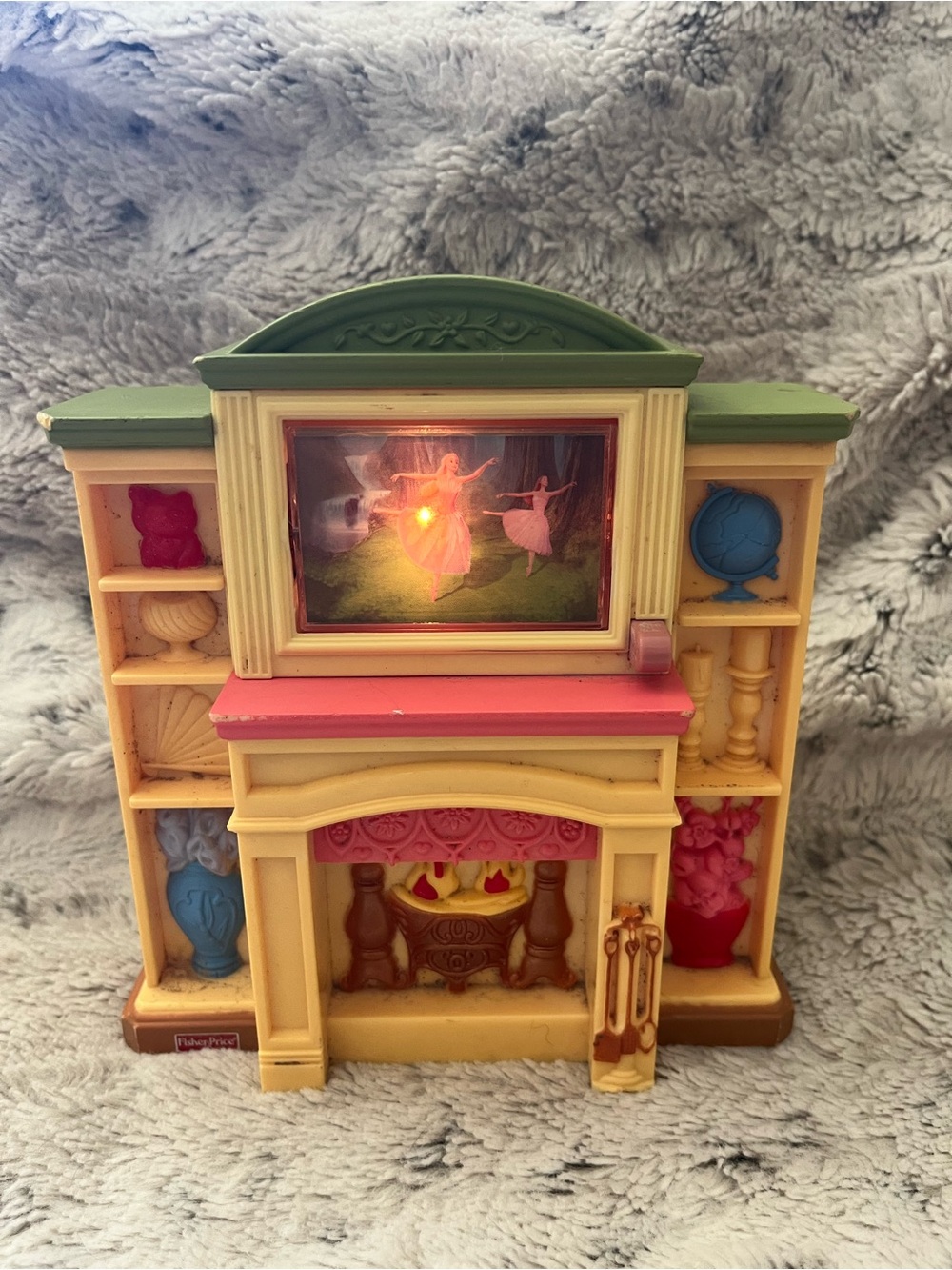 Fisher Price Loving Family Dollhouse - Fireplace & TV - Music & Light Up - 2006